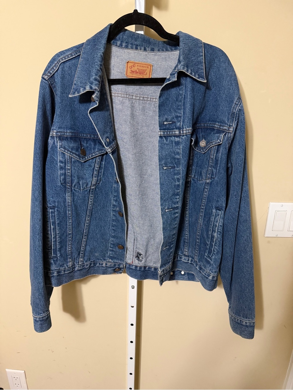 VINTAGE Pioneer Denim Jacket
